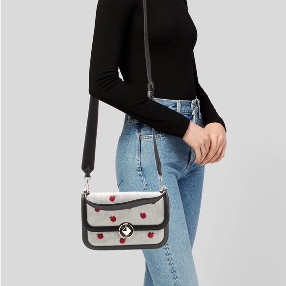 Kate Spade Audrey Orchard Toss Embroidered Apples Flap Crossbody Bag EUC - Picture 2 of 15